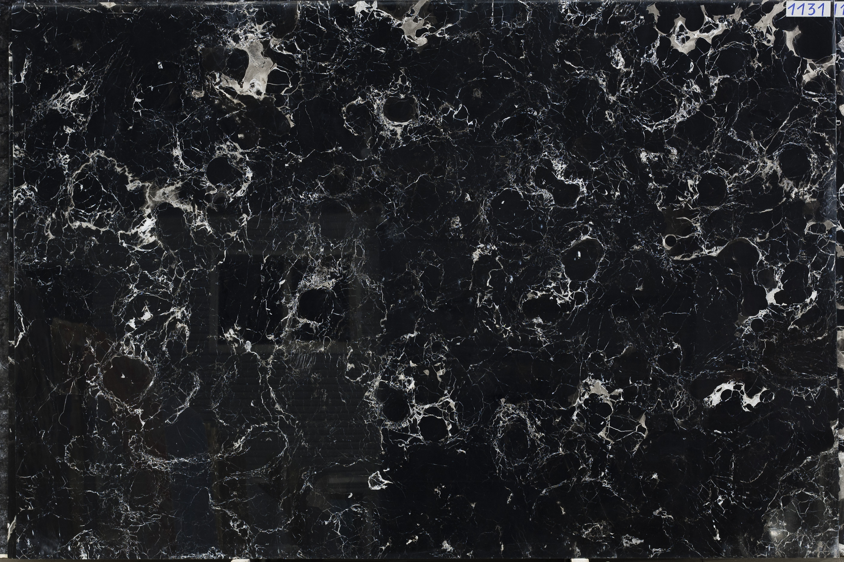 Ebony black marble oliver redmont